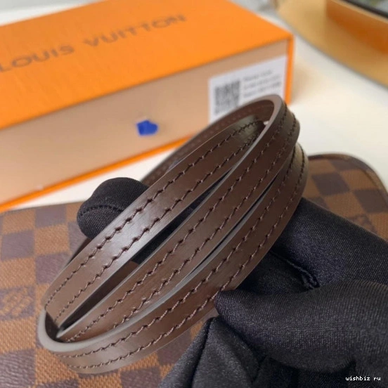 WIS Vuitton ACCESSOIRES Louis POCHETTE 0821